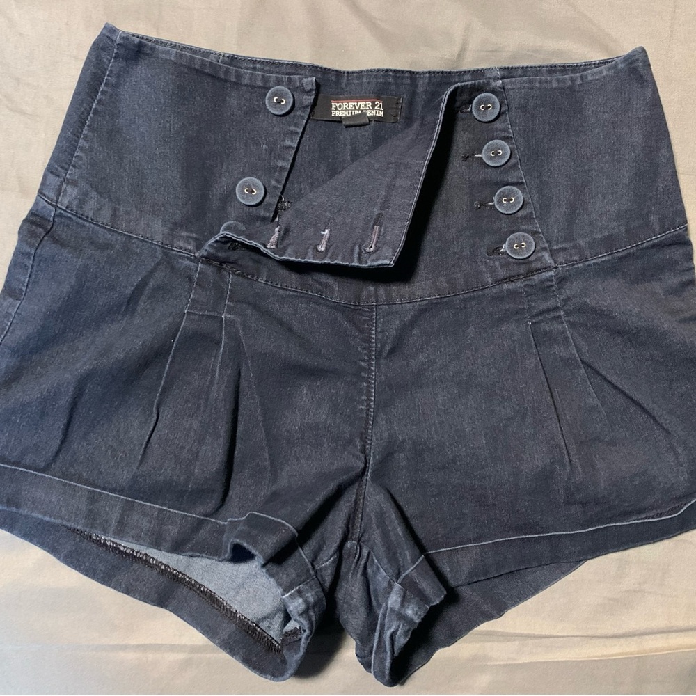 Forever 21 shorts
